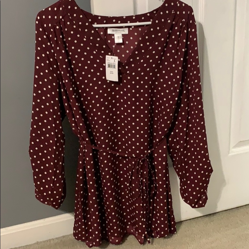 4 New “Motherhood Maternity” Tops